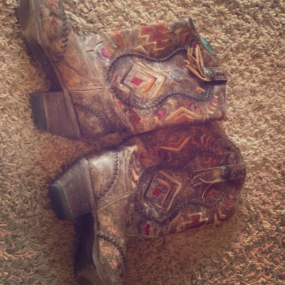 Corral cowboy boots